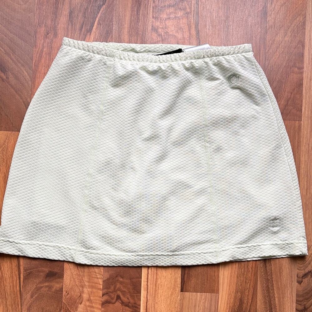 Nike Woman’s Size M Light green Textured A-Line Skirt